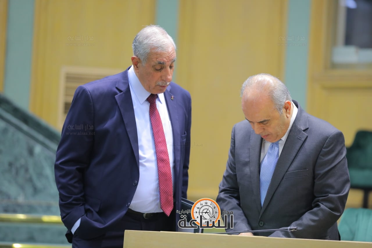 Madar Al-Saa Images 0.6411500905019536