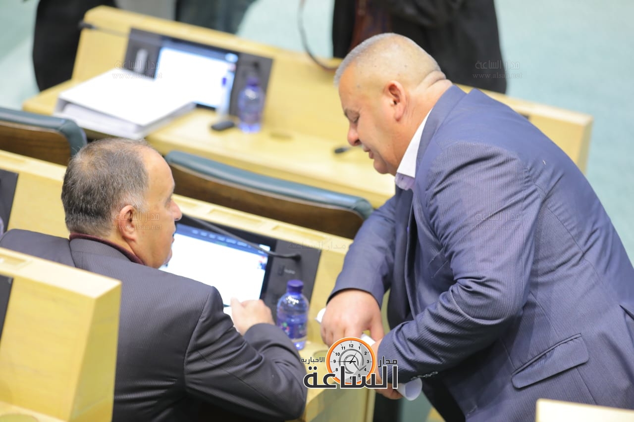 Madar Al-Saa Images 0.9782580323576326