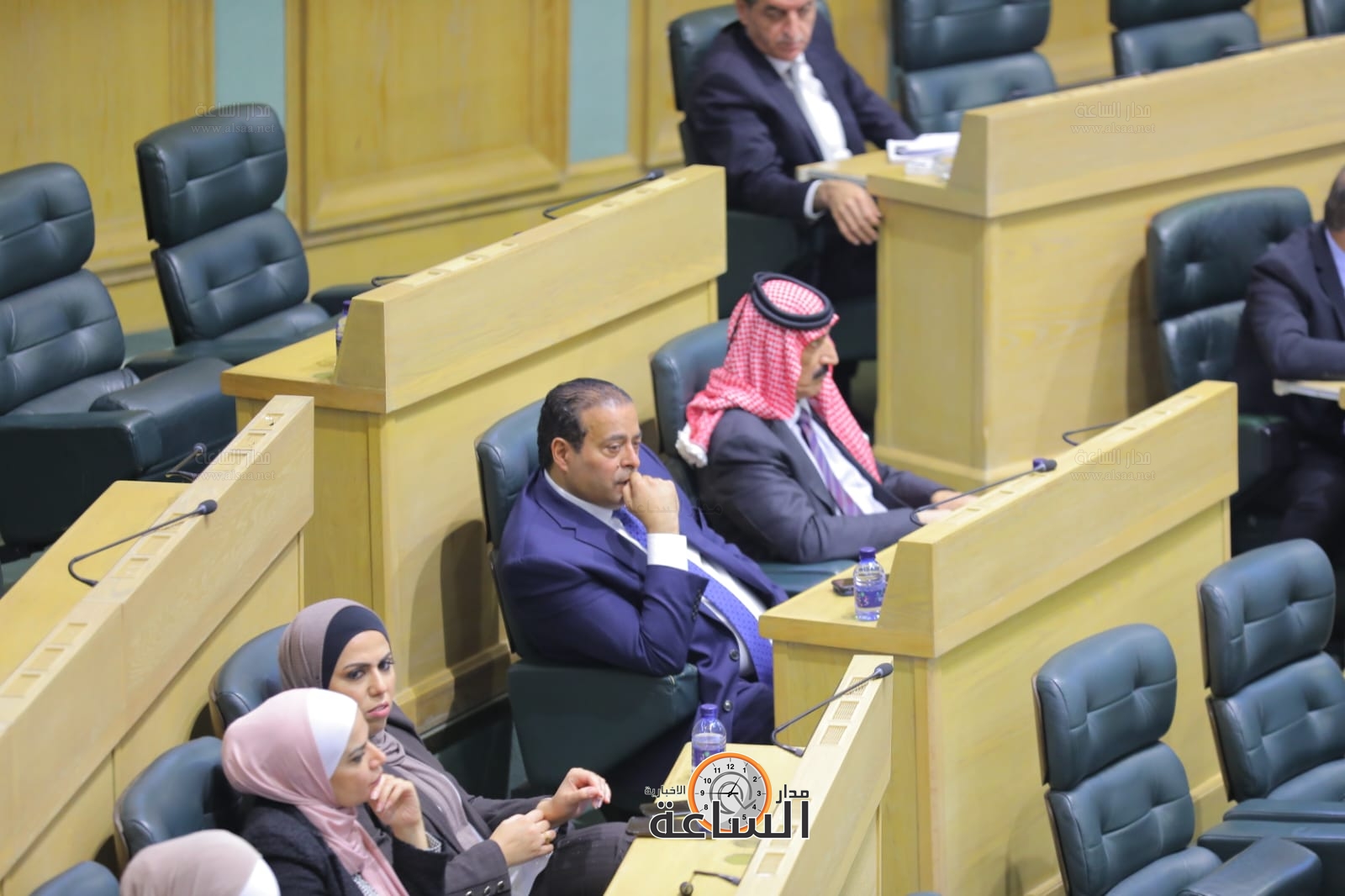 Madar Al-Saa Images 0.2989611412854376