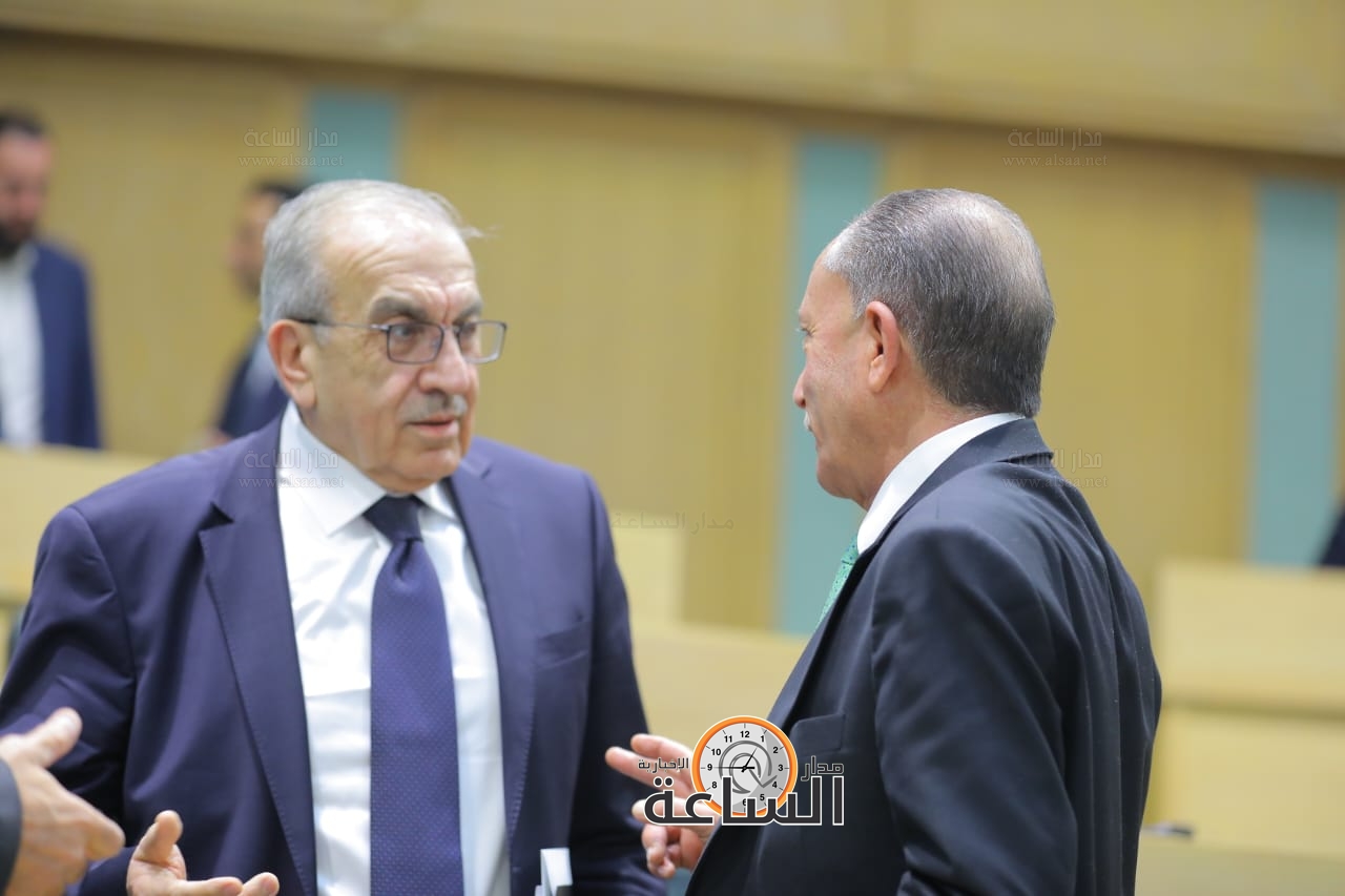 Madar Al-Saa Images 0.6918489312501055