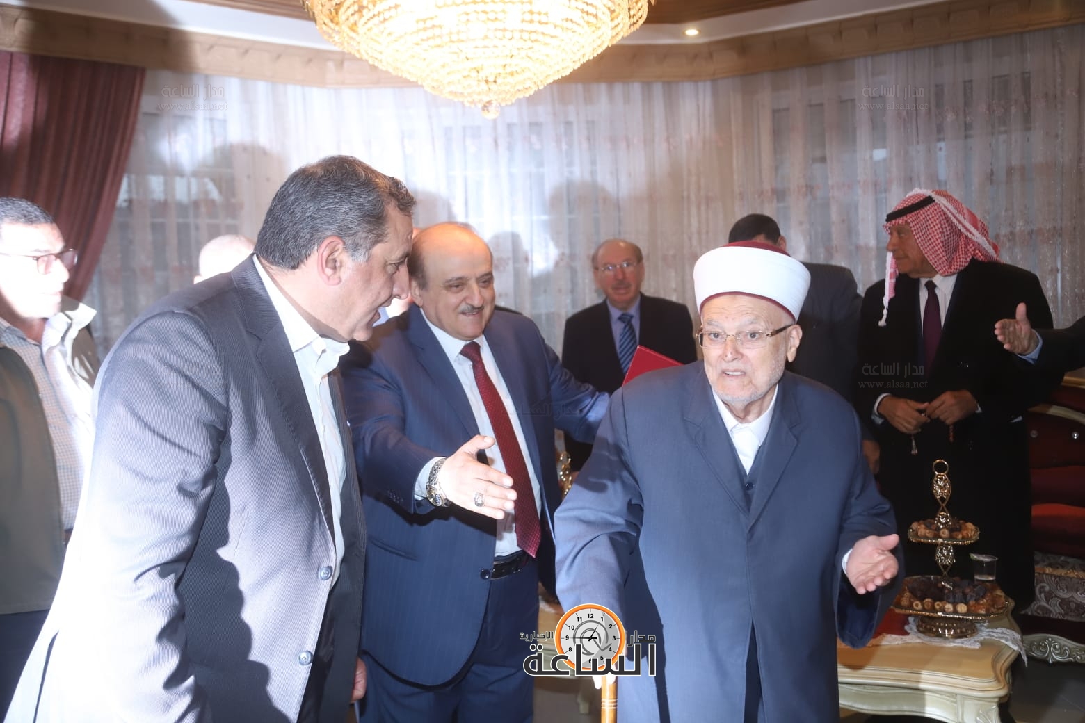 Madar Al-Saa Images 0.3025120414356013