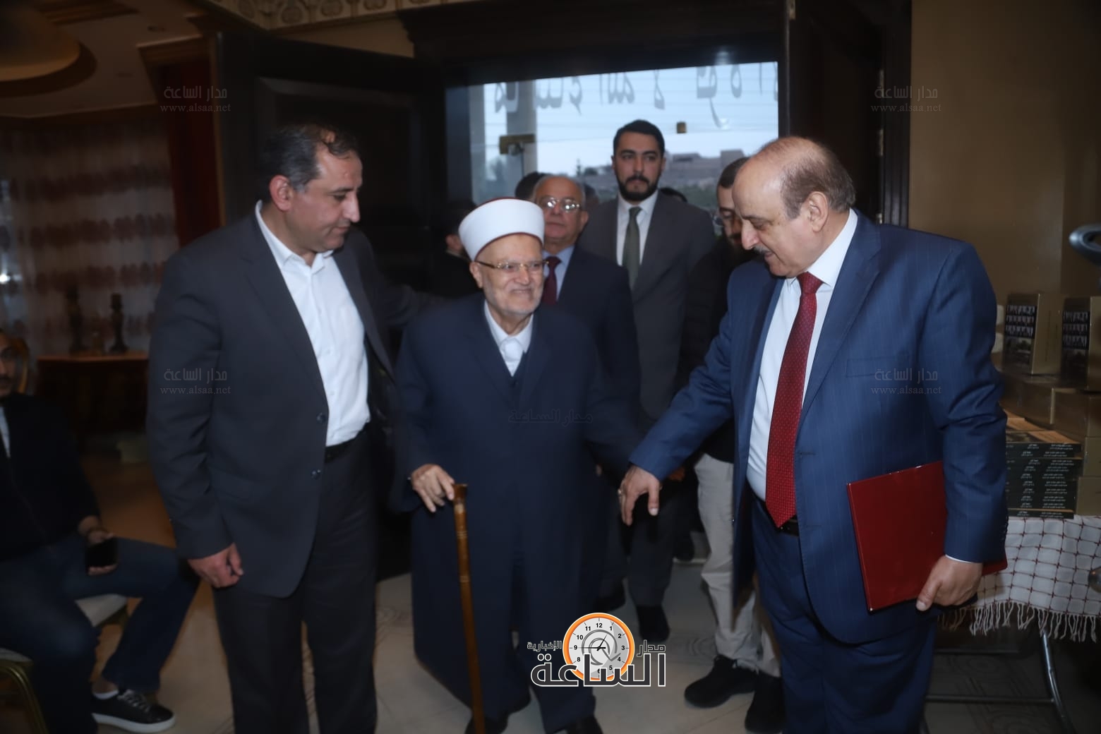 Madar Al-Saa Images 0.34739199536170173