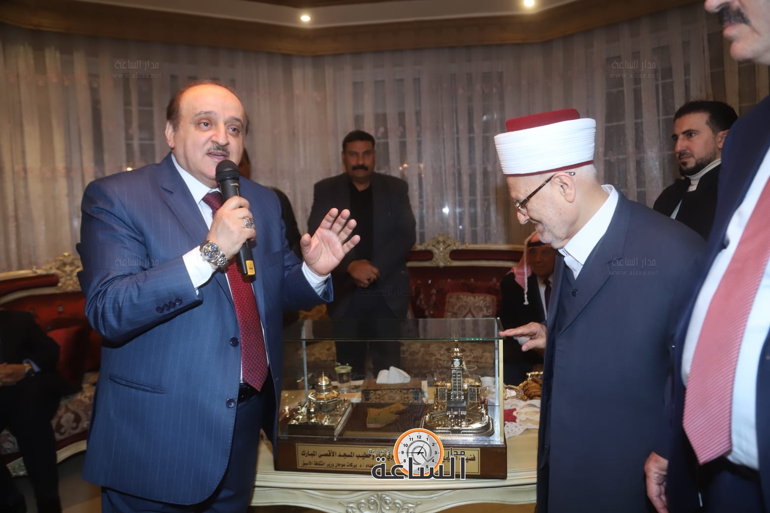 Madar Al-Saa Images 0.893245575402122