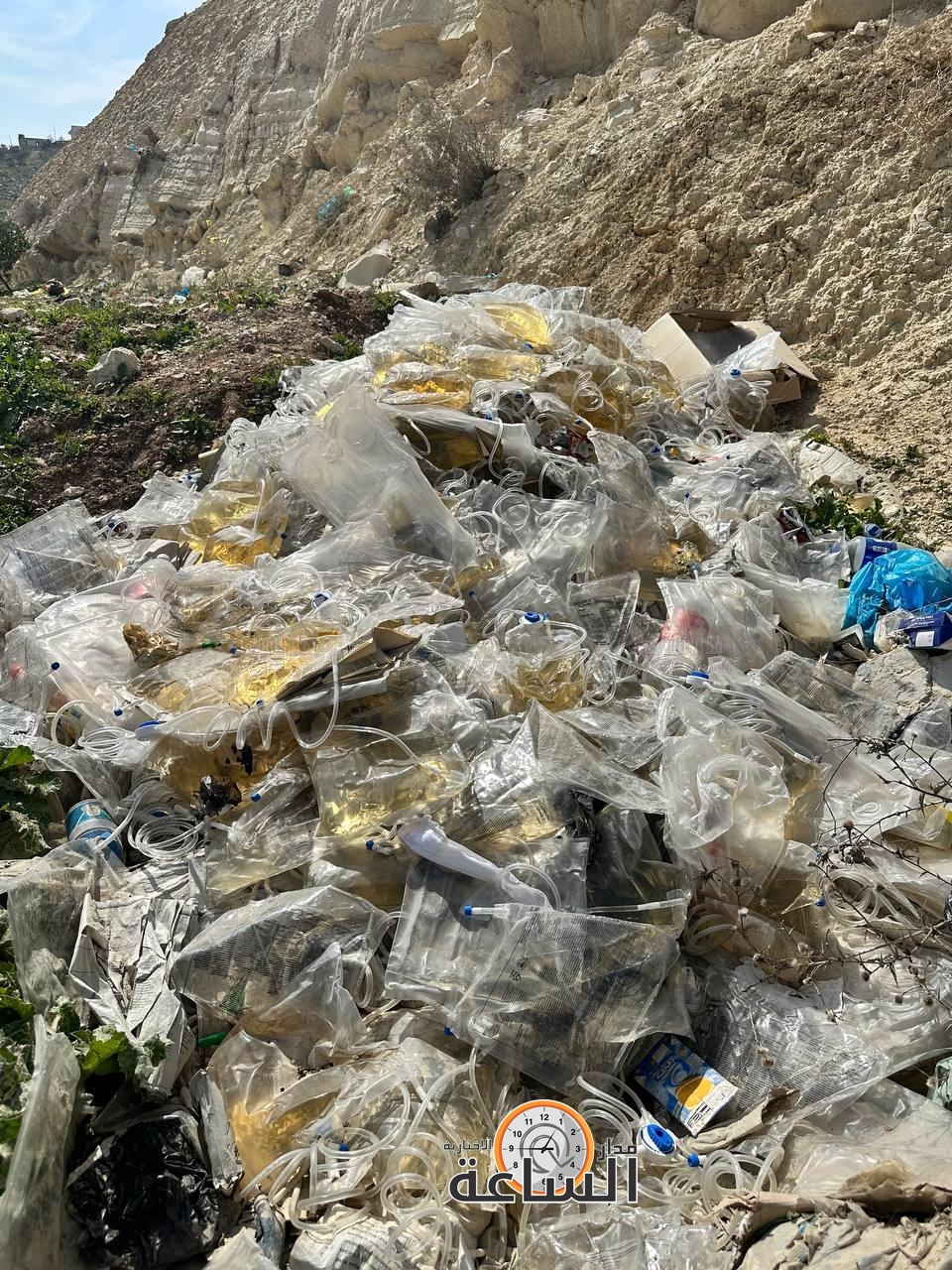 Madar Al-Saa Images 0.3991588264021092