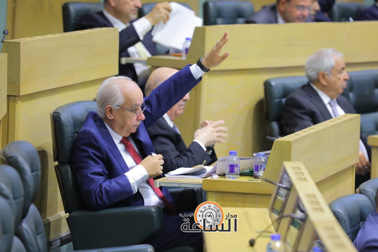 Madar Al-Saa Images 0.4390825071831017