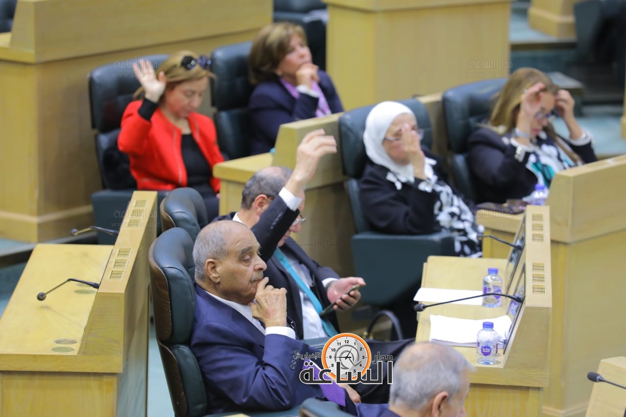 Madar Al-Saa Images 0.8178913744354535