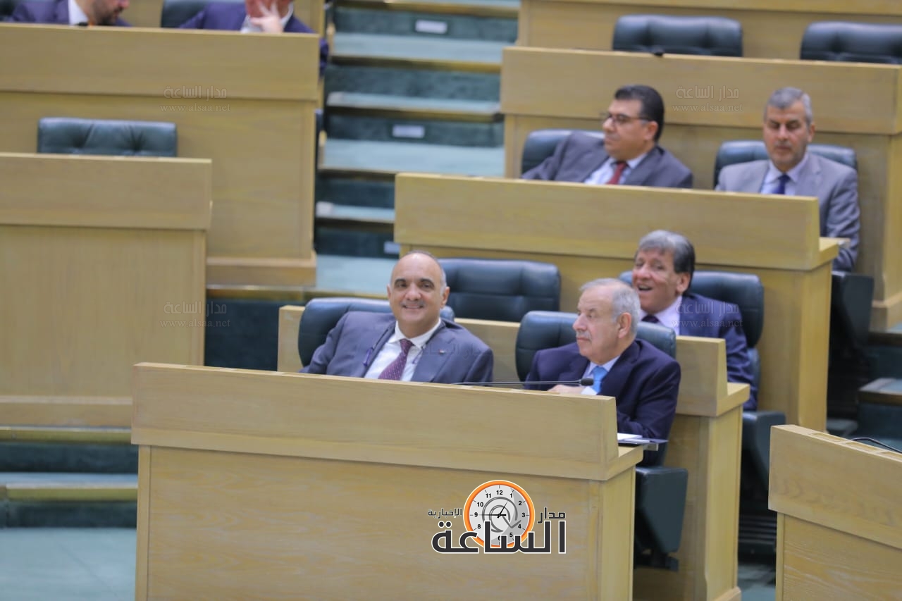 Madar Al-Saa Images 0.813736400771516