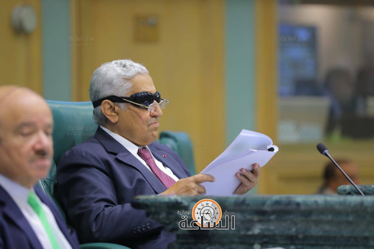 Madar Al-Saa Images 0.56786436293414