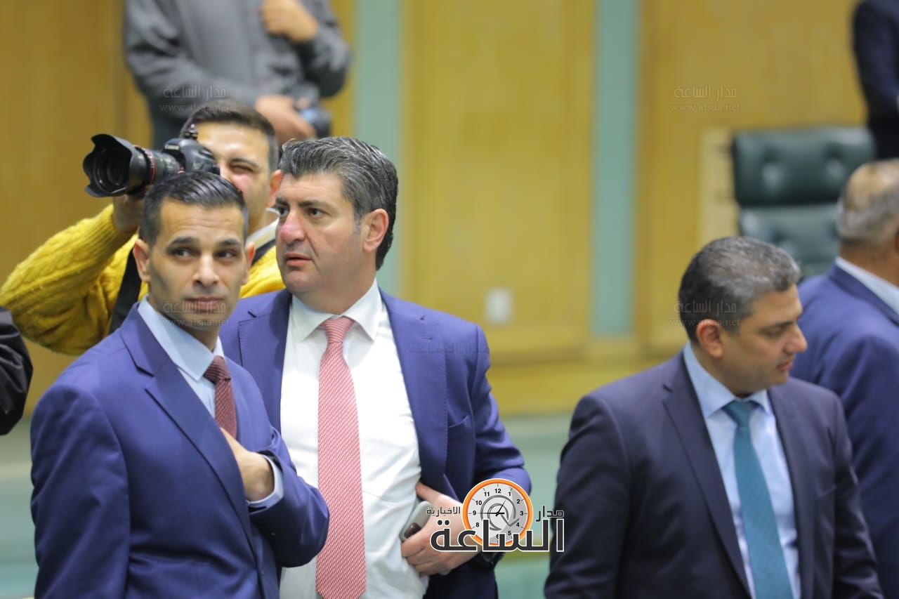 Madar Al-Saa Images 0.9387594187309387