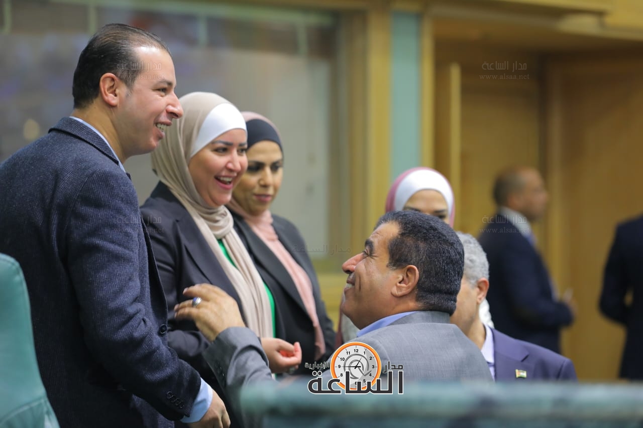 Madar Al-Saa Images 0.5610130499567256