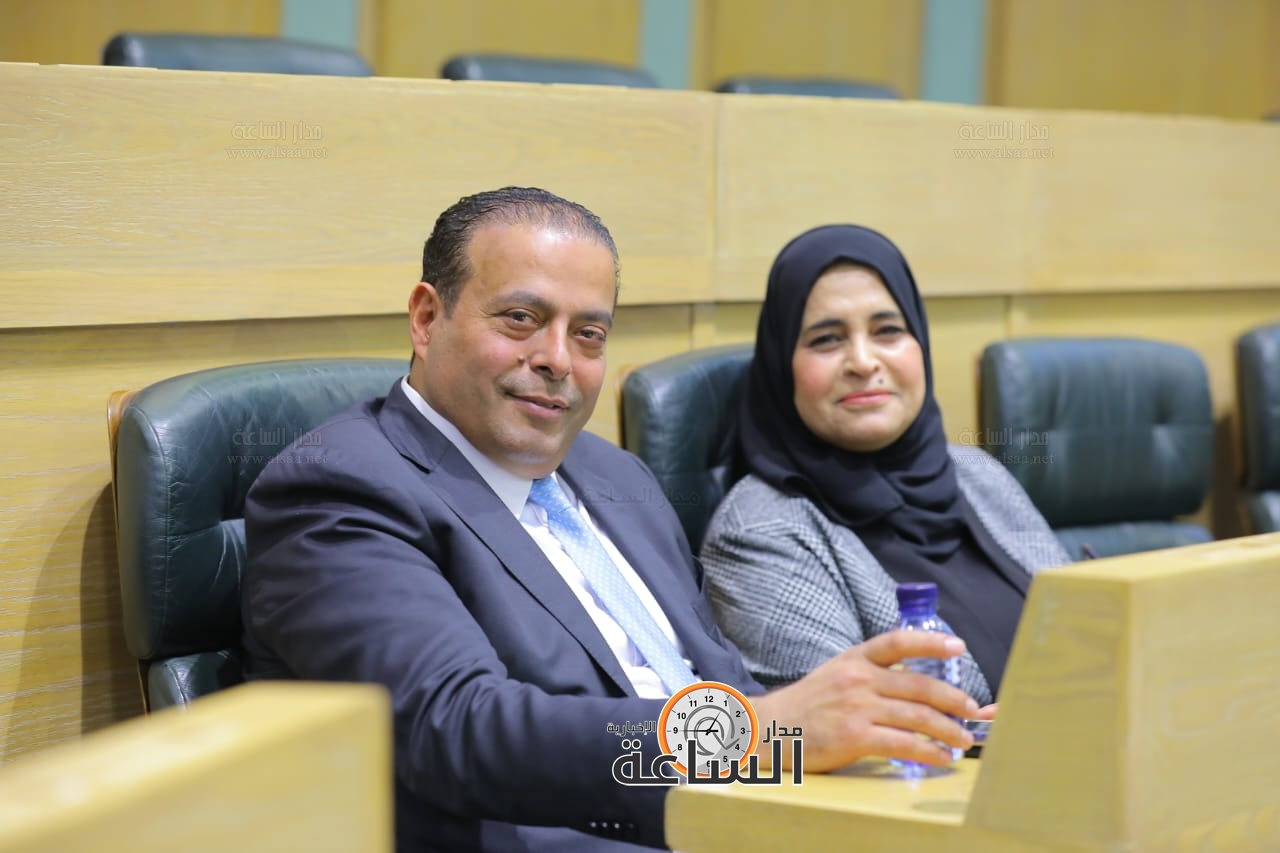 Madar Al-Saa Images 0.7269709568221998