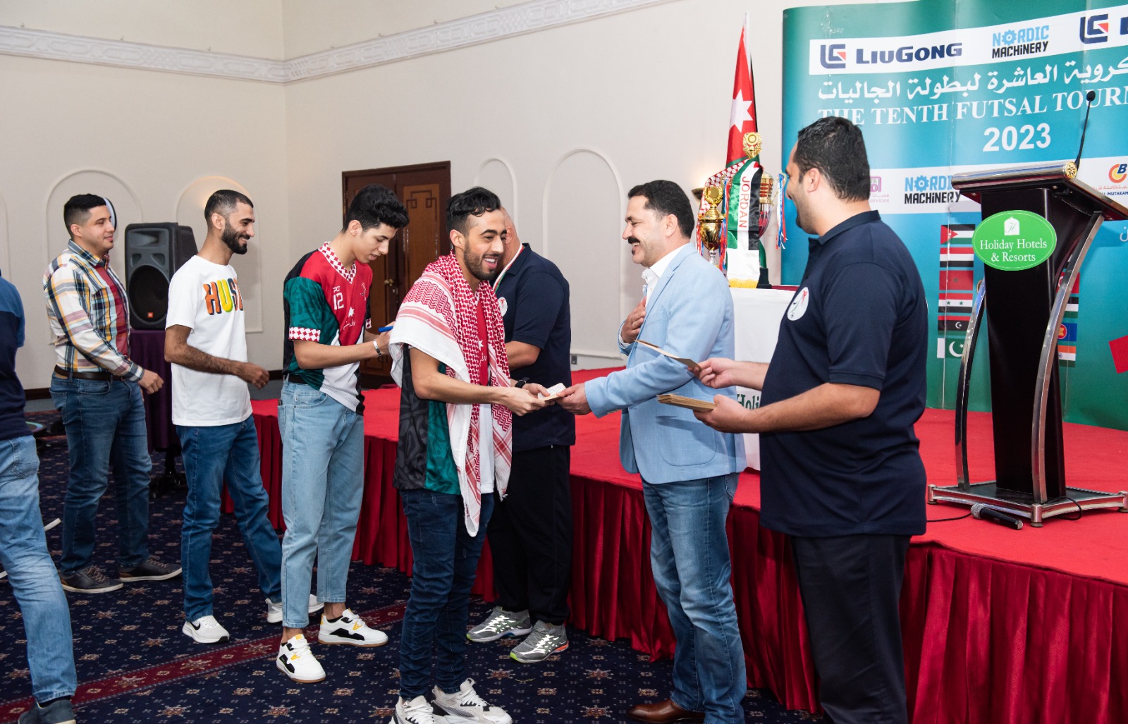 Madar Al-Saa Images 0.6134903917176942