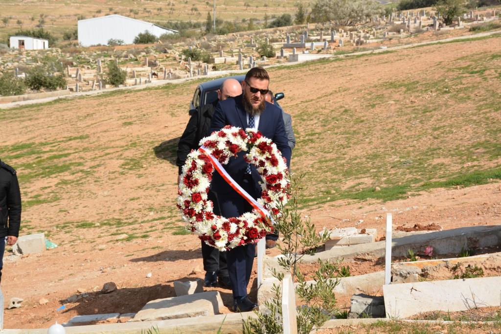 Madar Al-Saa Images 0.7841178562141451