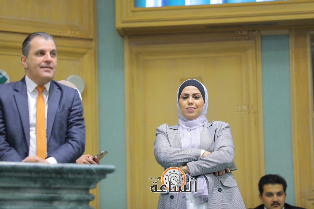 Madar Al-Saa Images 0.8334124444332136