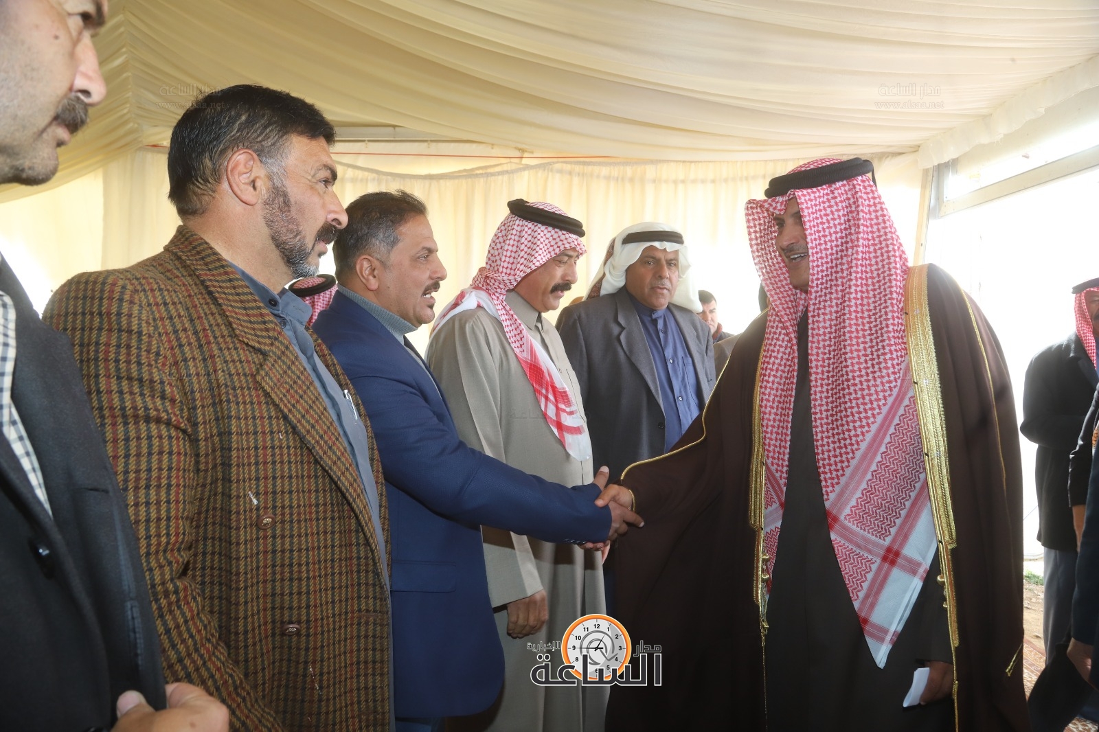 Madar Al-Saa Images 0.4950040741940124