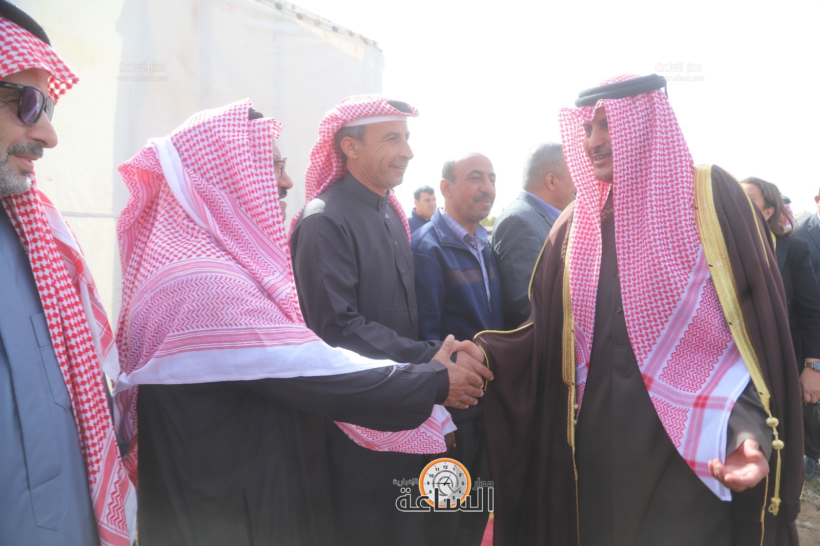 Madar Al-Saa Images 0.8694677304700787