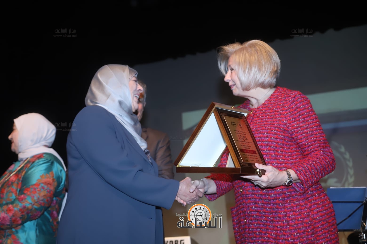 Madar Al-Saa Images 0.06203441257095277