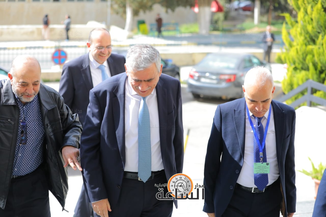 Madar Al-Saa Images 0.8597165183035882