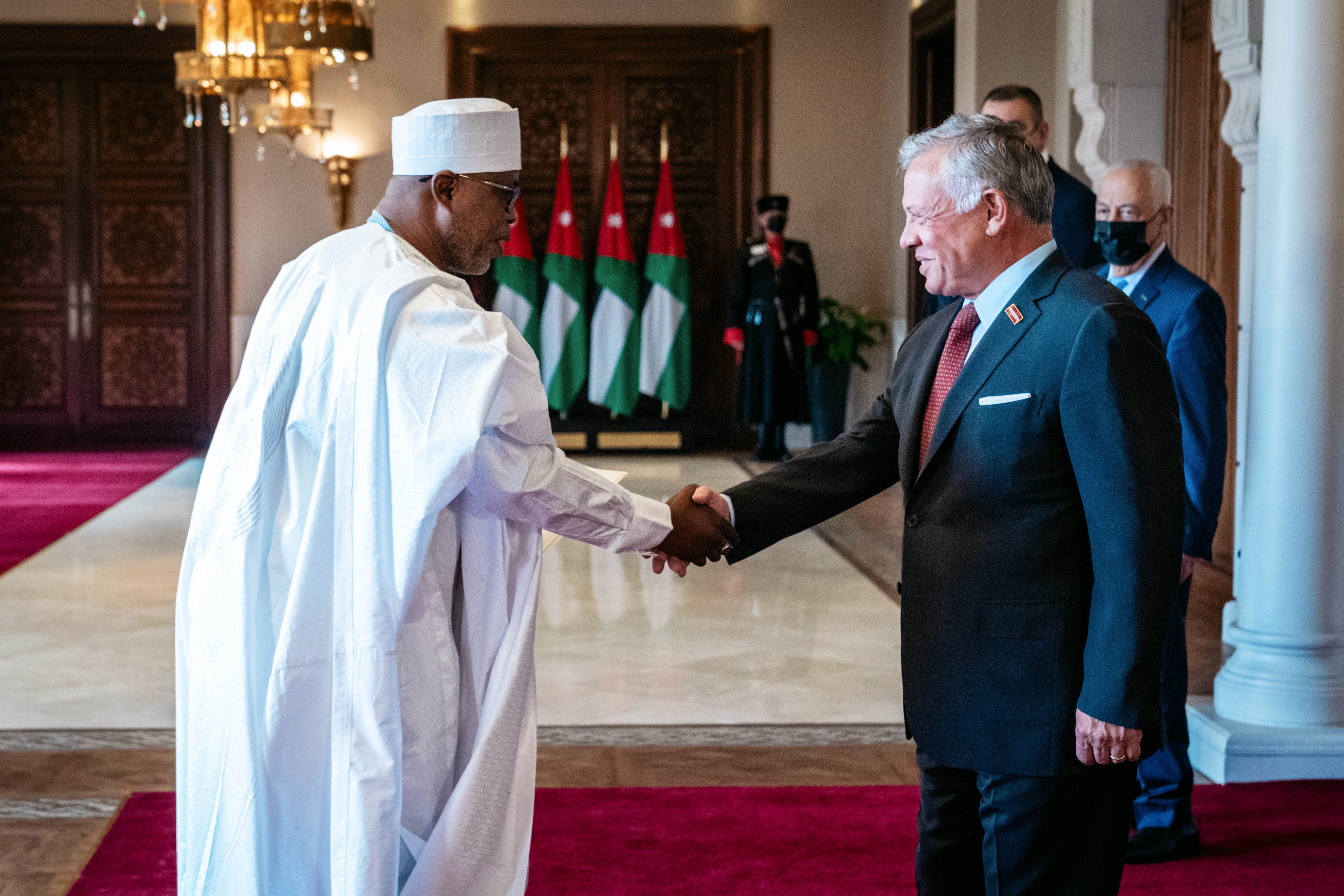 Madar Al-Saa Images 0.17873129536410826