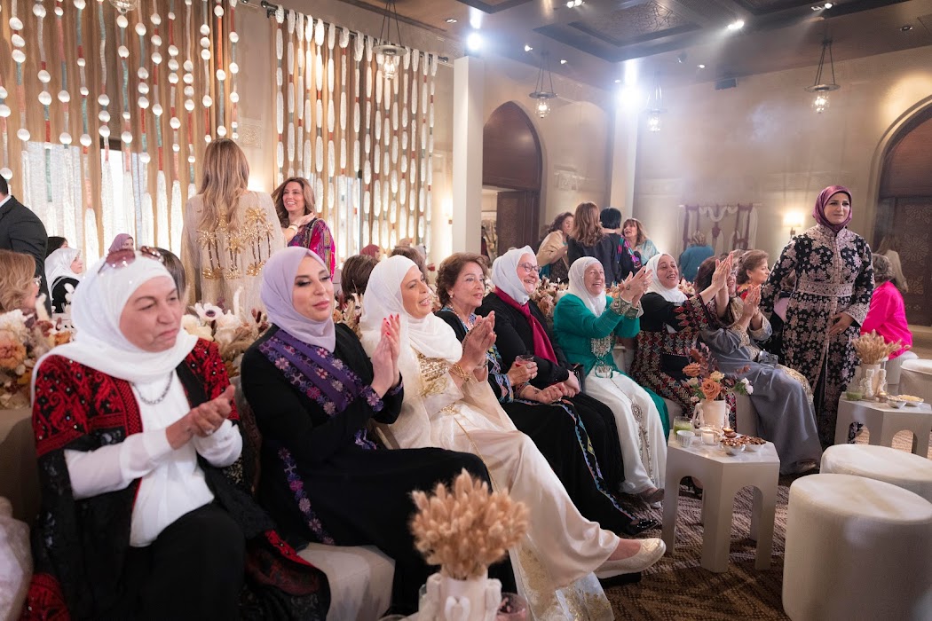 Madar Al-Saa Images 0.008463267638753047