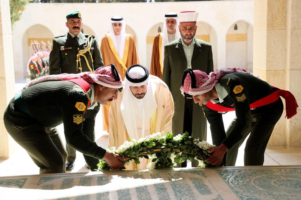 Madar Al-Saa Images 0.17658488221018398