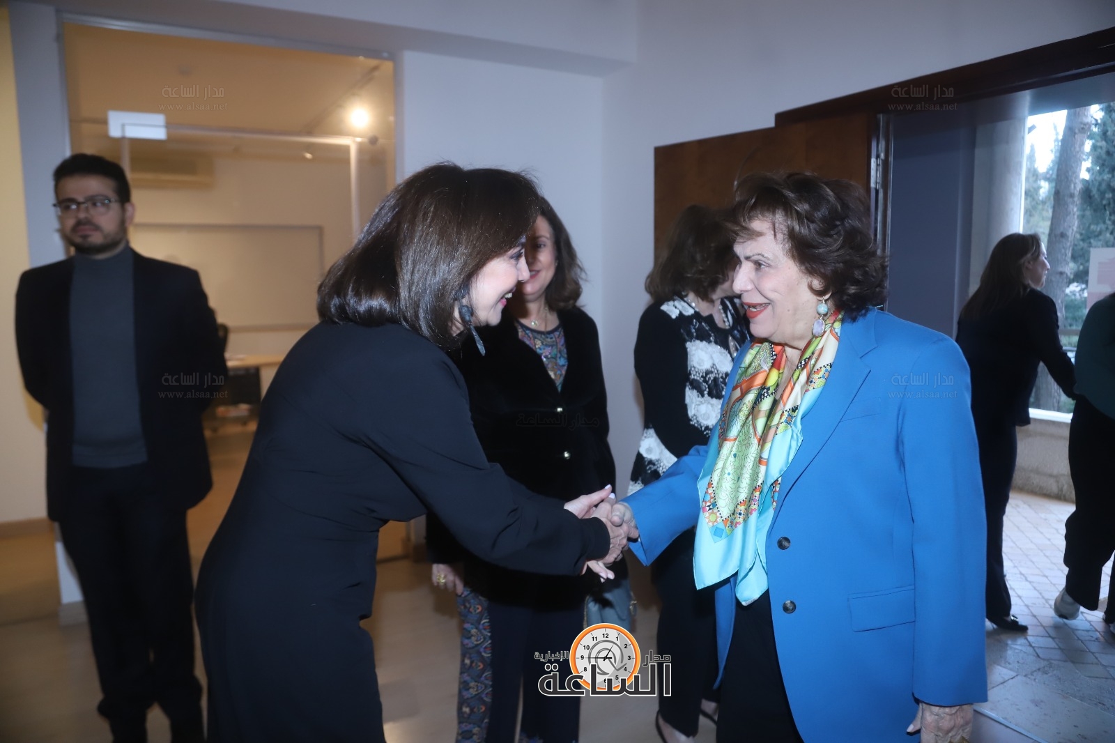 Madar Al-Saa Images 0.8939348331637149