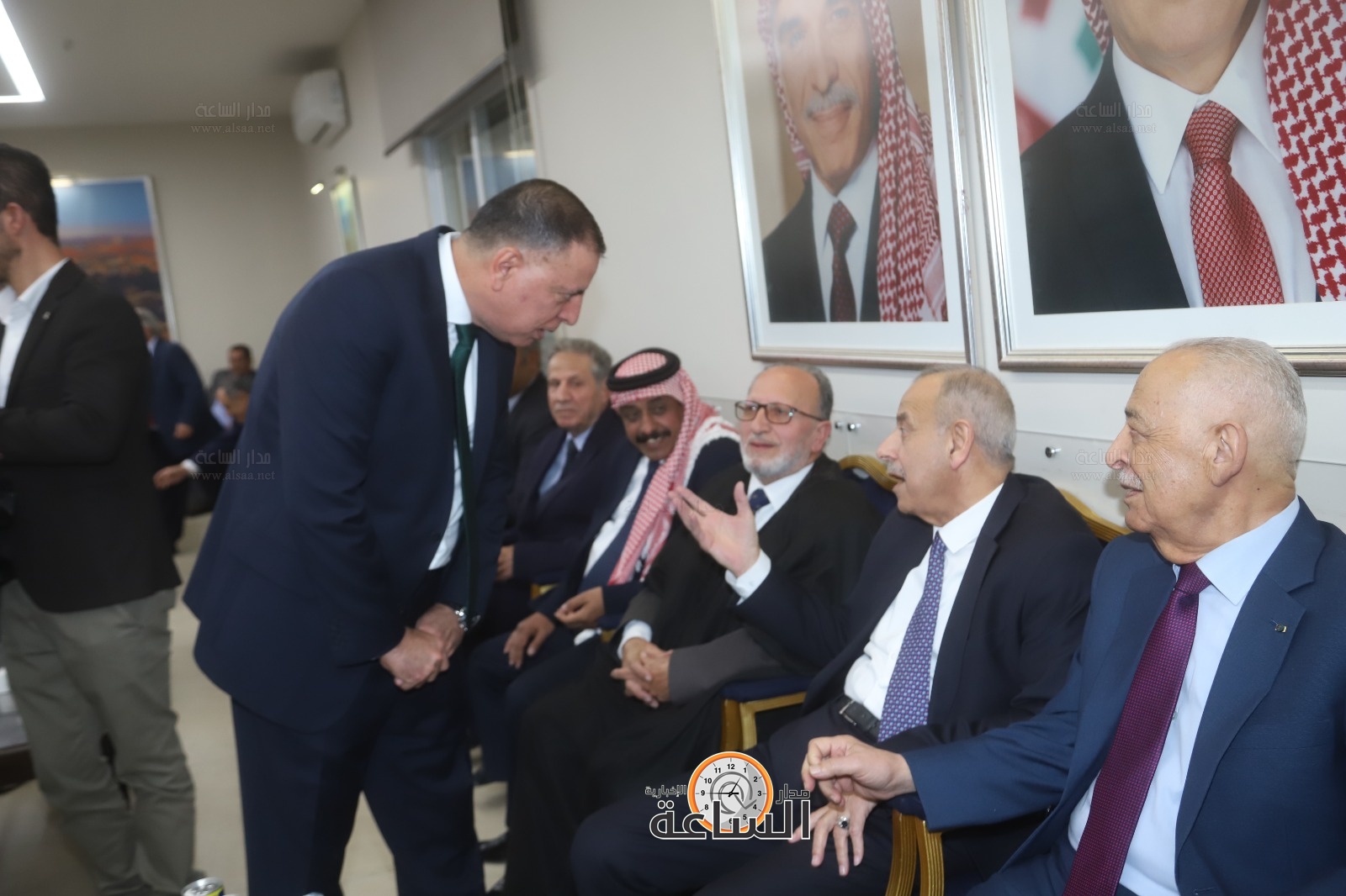 Madar Al-Saa Images 0.16379460126196277