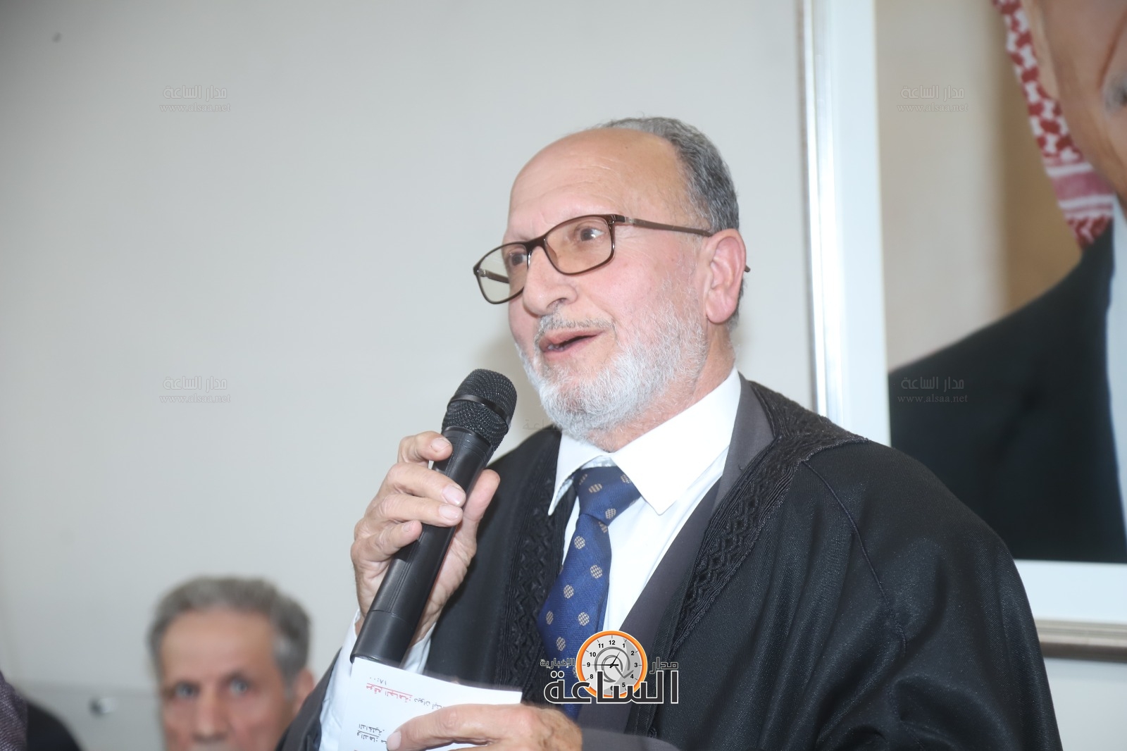 Madar Al-Saa Images 0.9368058232246136