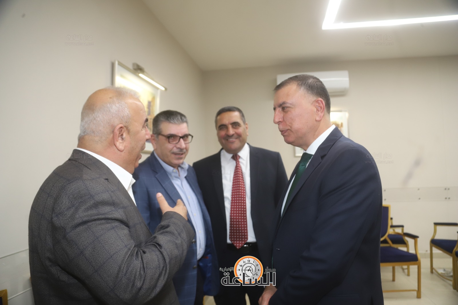 Madar Al-Saa Images 0.008243356579547556