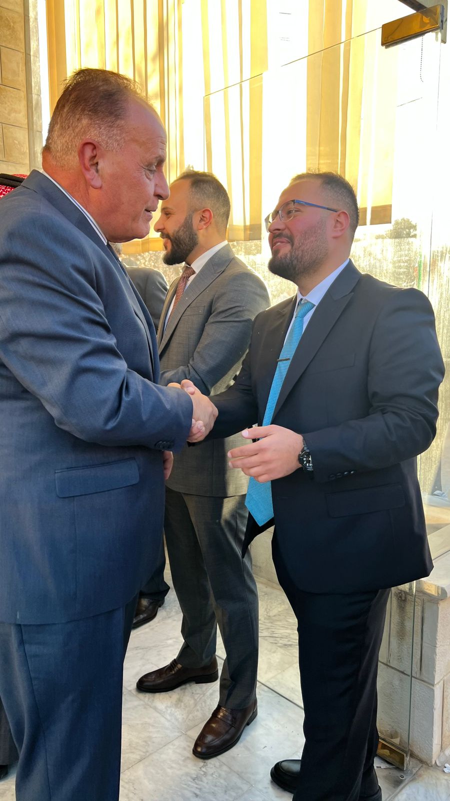 Madar Al-Saa Images 0.48094055836737937