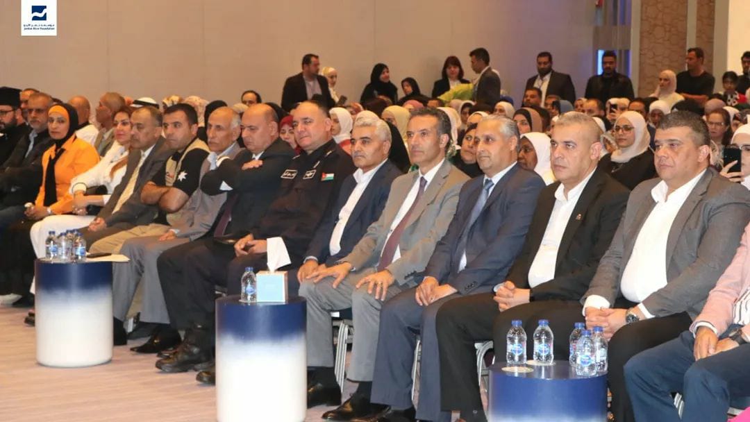 Madar Al-Saa Images 0.5827832091044276