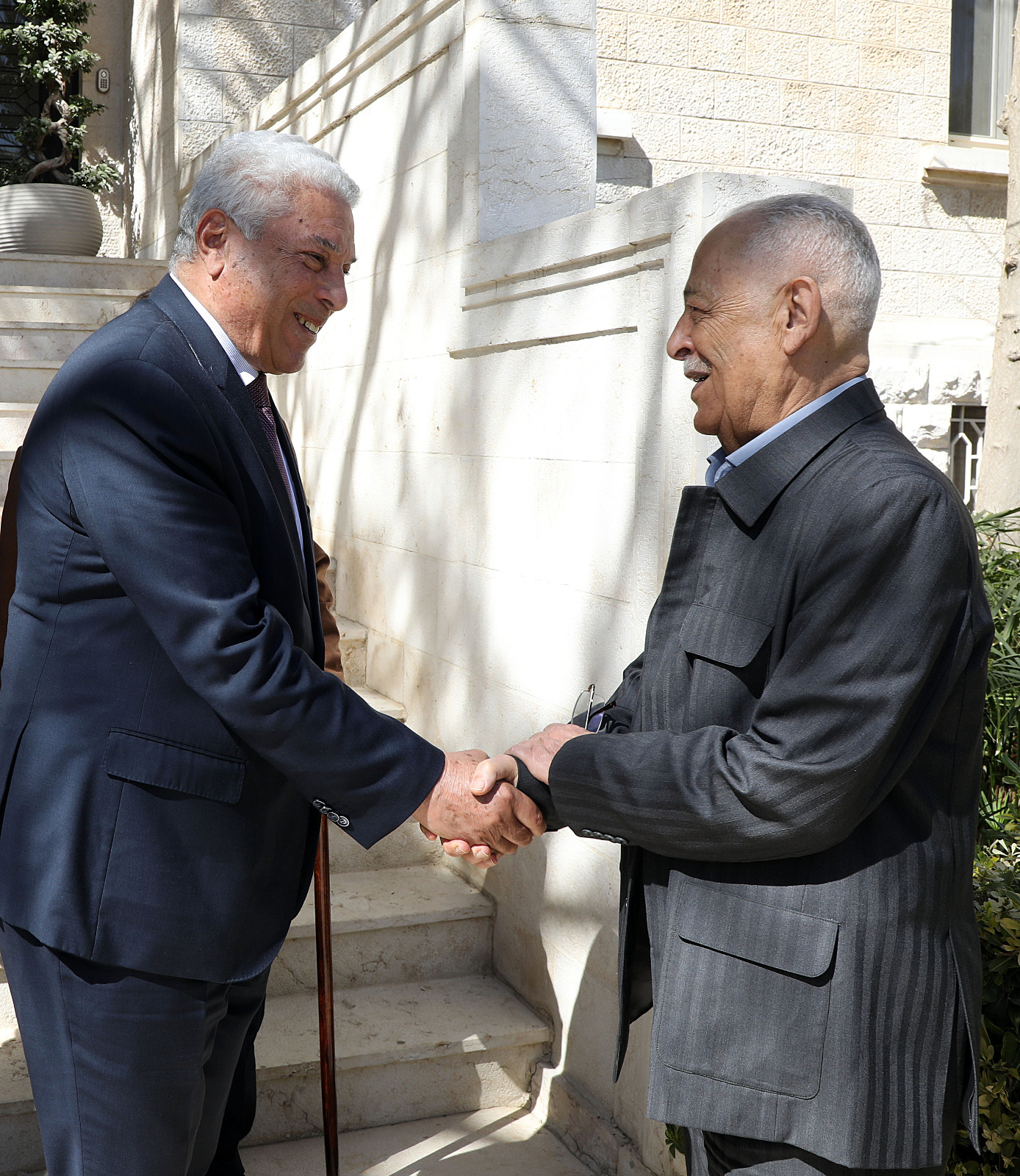 Madar Al-Saa Images 0.24540117833837072