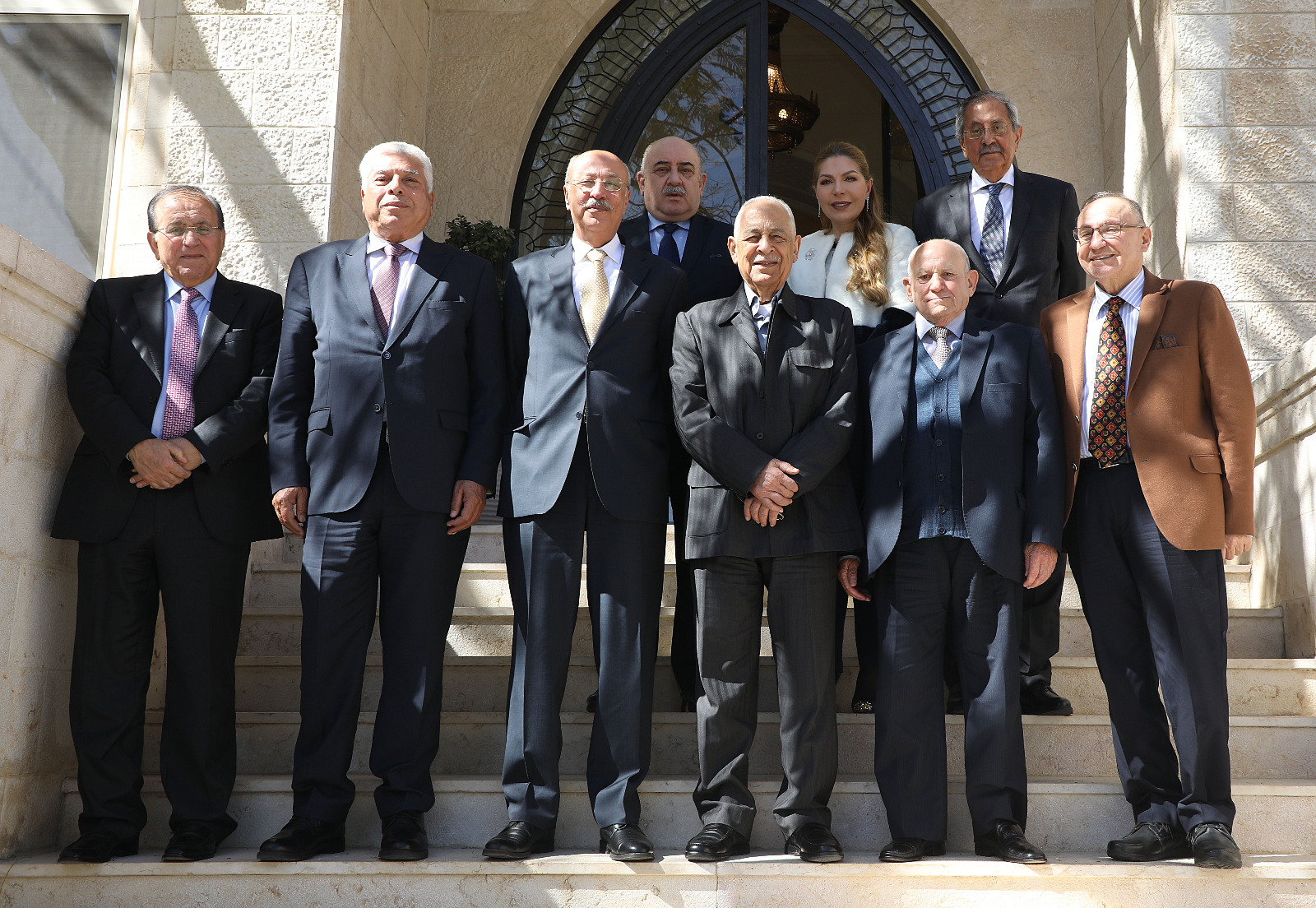 Madar Al-Saa Images 0.806077892827542