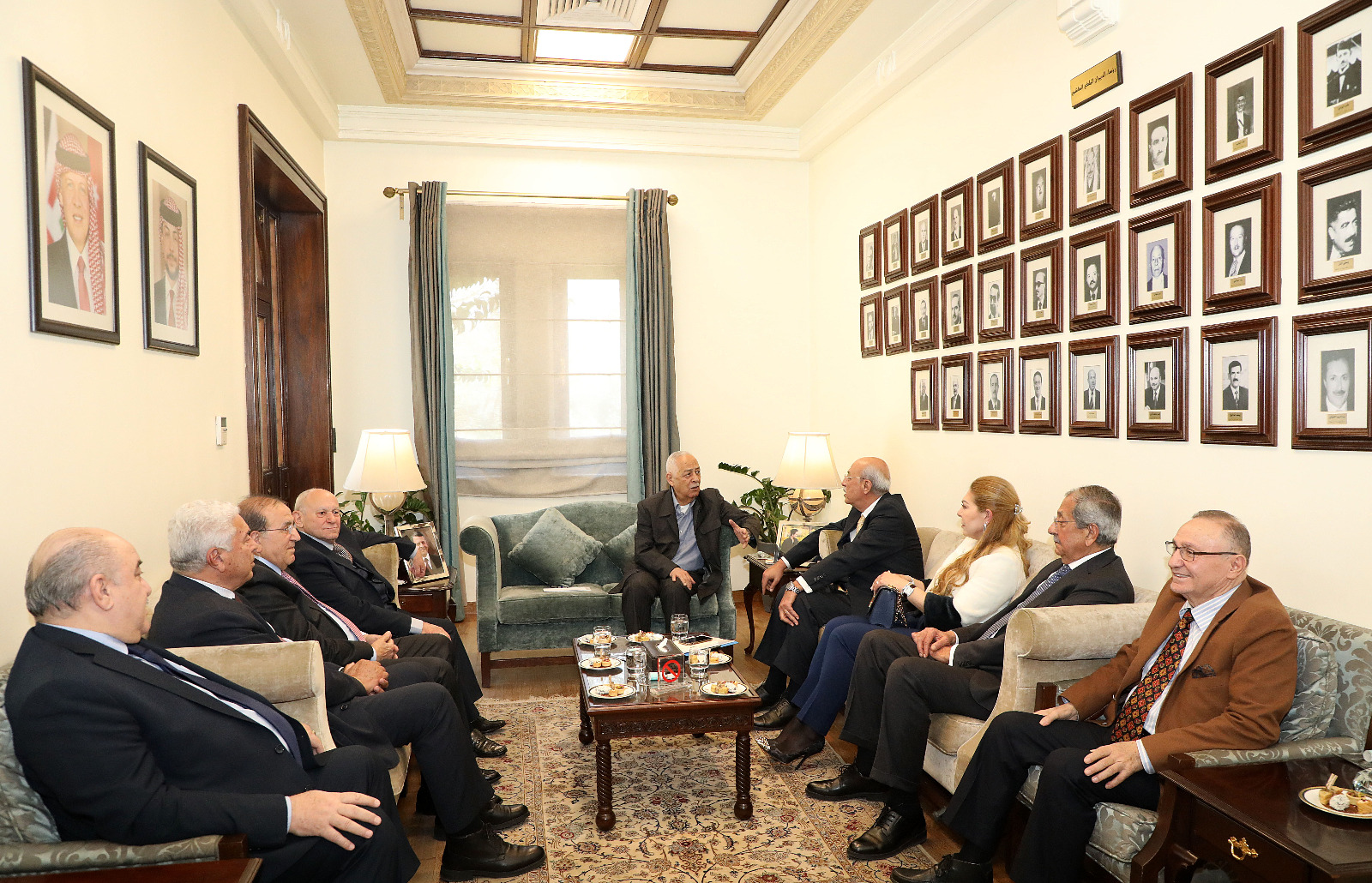 Madar Al-Saa Images 0.383862951137778