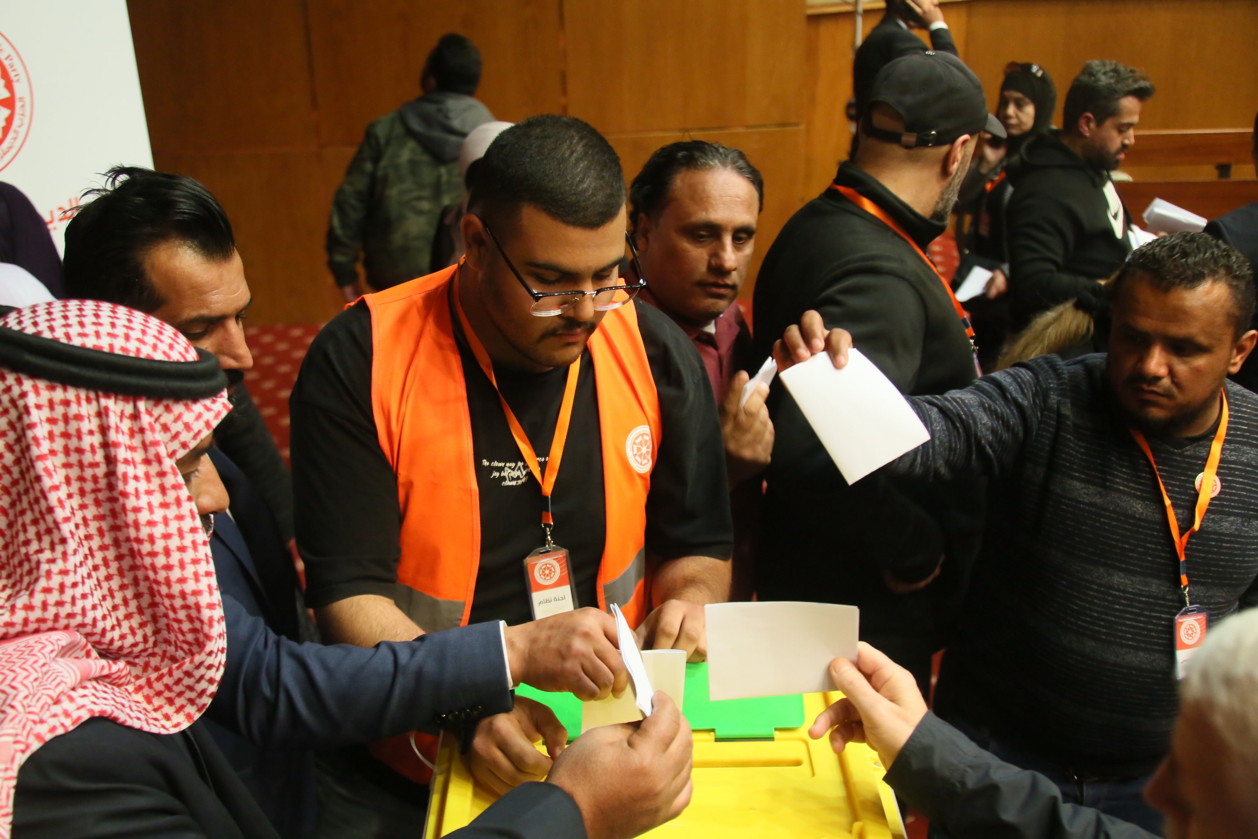 Madar Al-Saa Images 0.6876277865780487