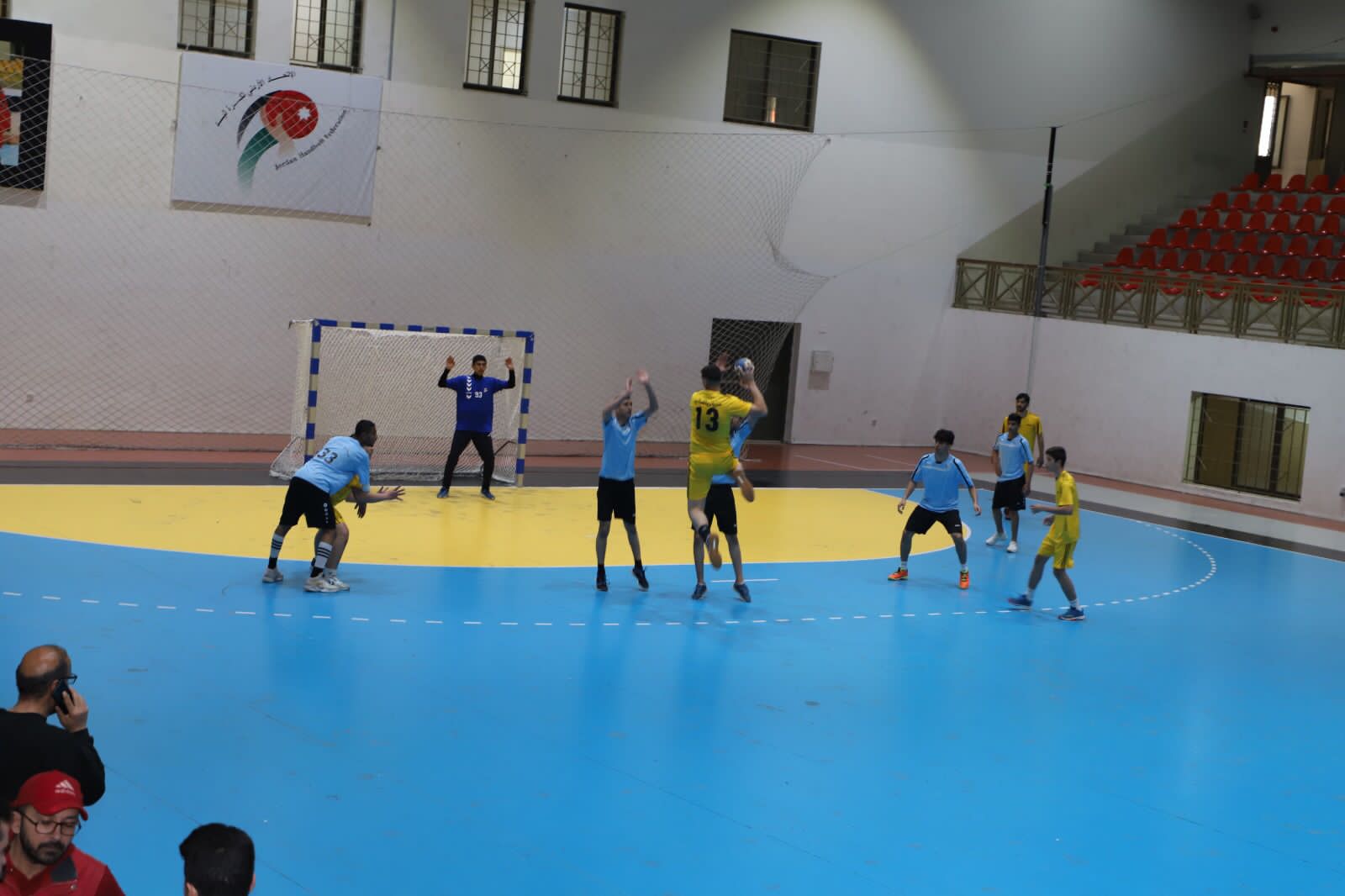 Madar Al-Saa Images 0.6081993915937649