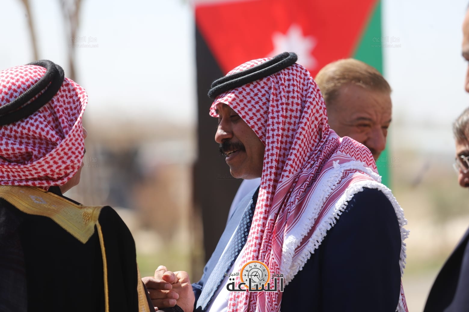 Madar Al-Saa Images 0.7592932471915164