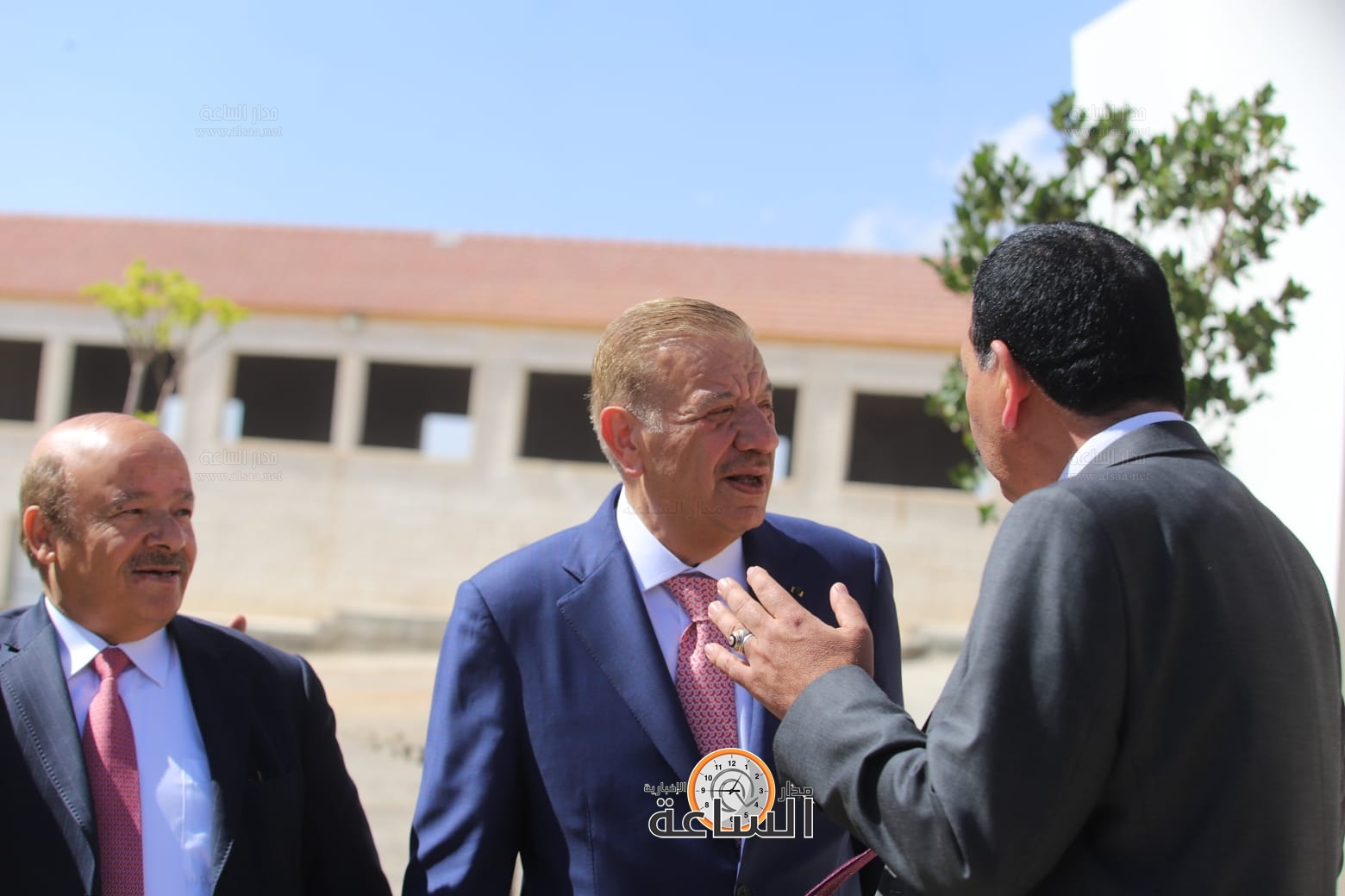 Madar Al-Saa Images 0.20170650565651682