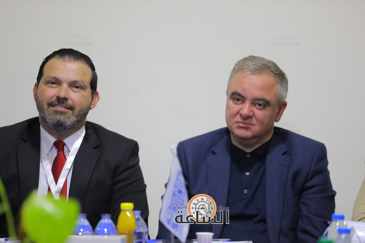 Madar Al-Saa Images 0.003358924211163572