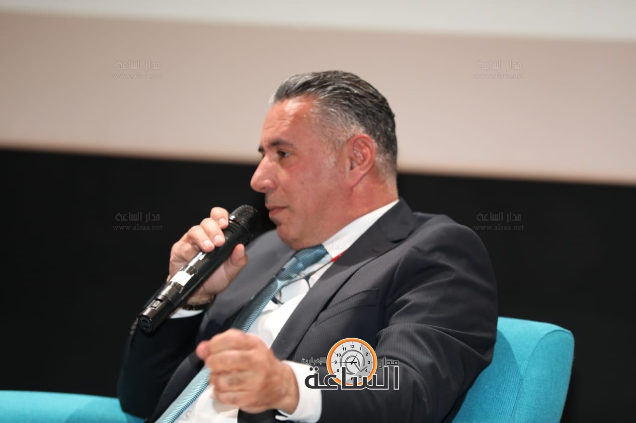 Madar Al-Saa Images 0.3952300796743571