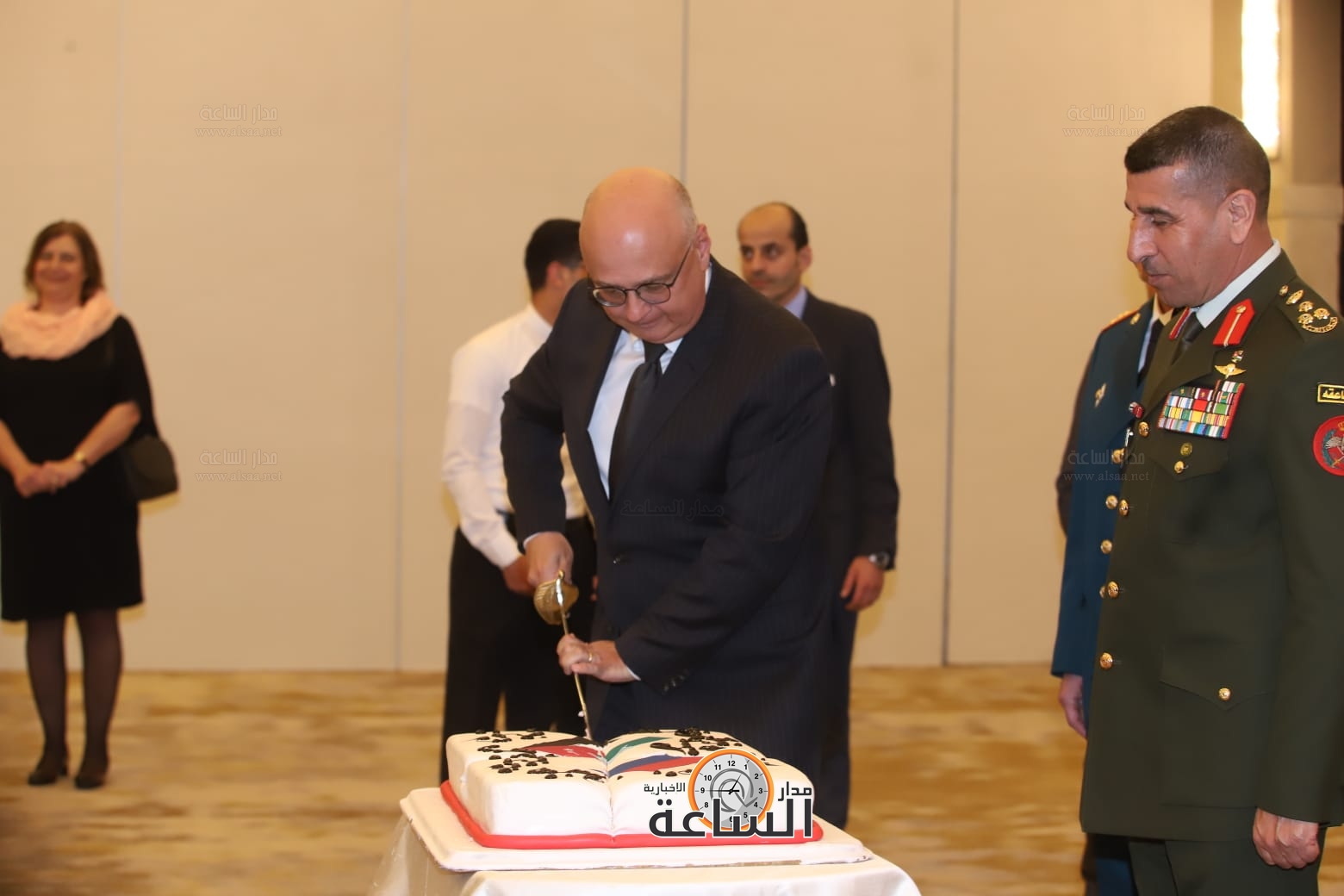 Madar Al-Saa Images 0.028467325096945828