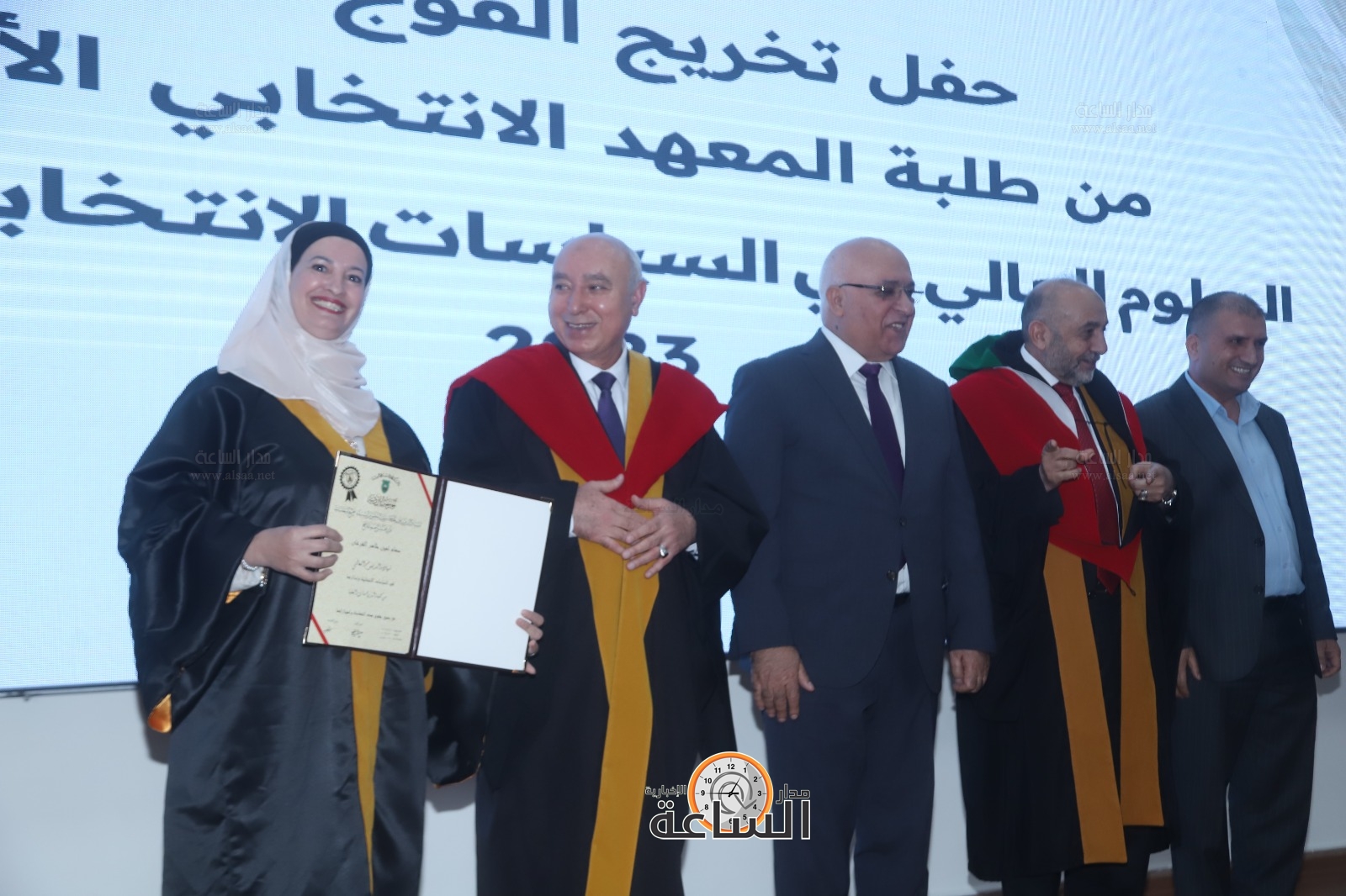 Madar Al-Saa Images 0.34247911602585557