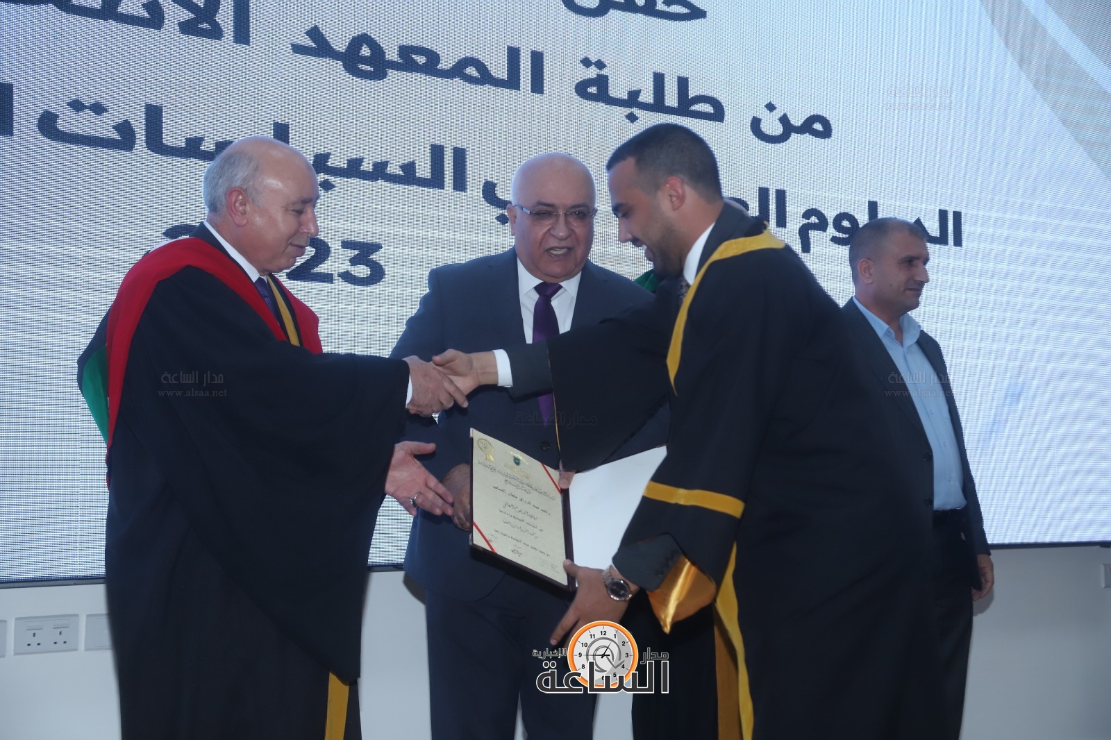 Madar Al-Saa Images 0.08486723264389506