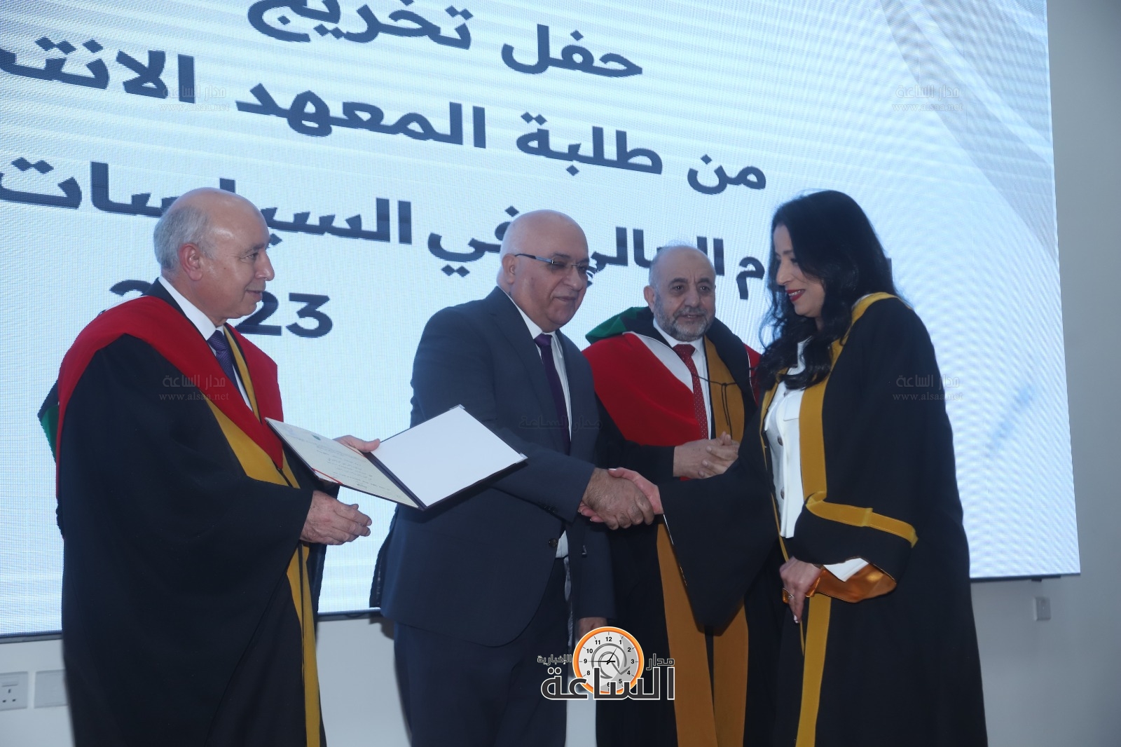 Madar Al-Saa Images 0.05428292016593805