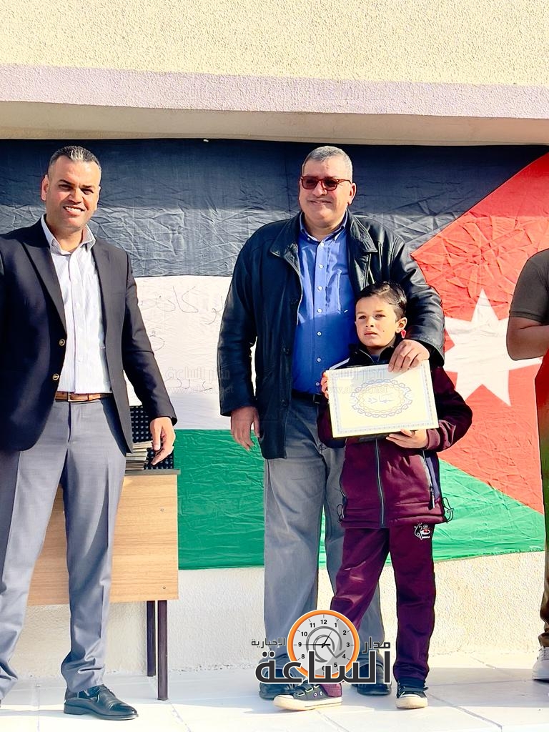 Madar Al-Saa Images 0.8331853785152898