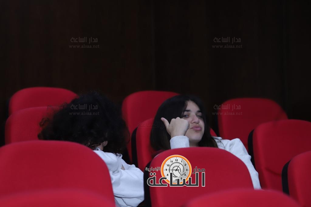 Madar Al-Saa Images 0.3984003703589065