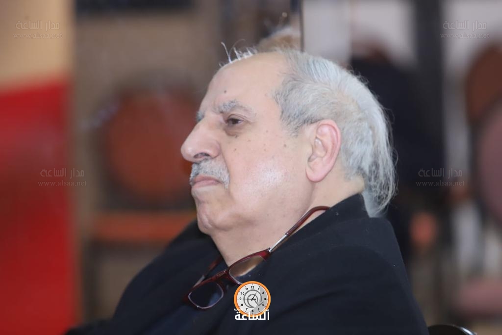 Madar Al-Saa Images 0.2529886308755085