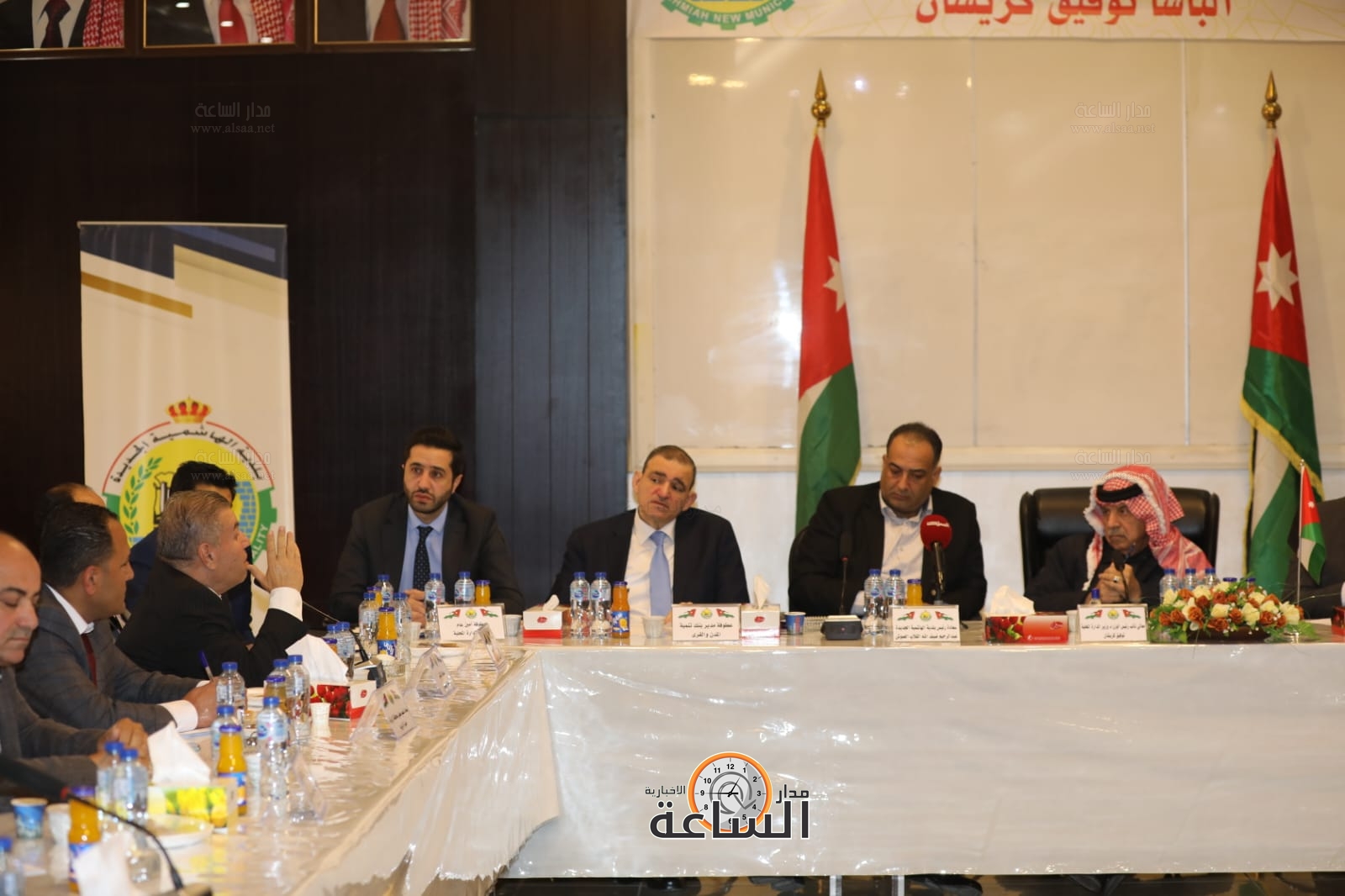 Madar Al-Saa Images 0.4474824930658168