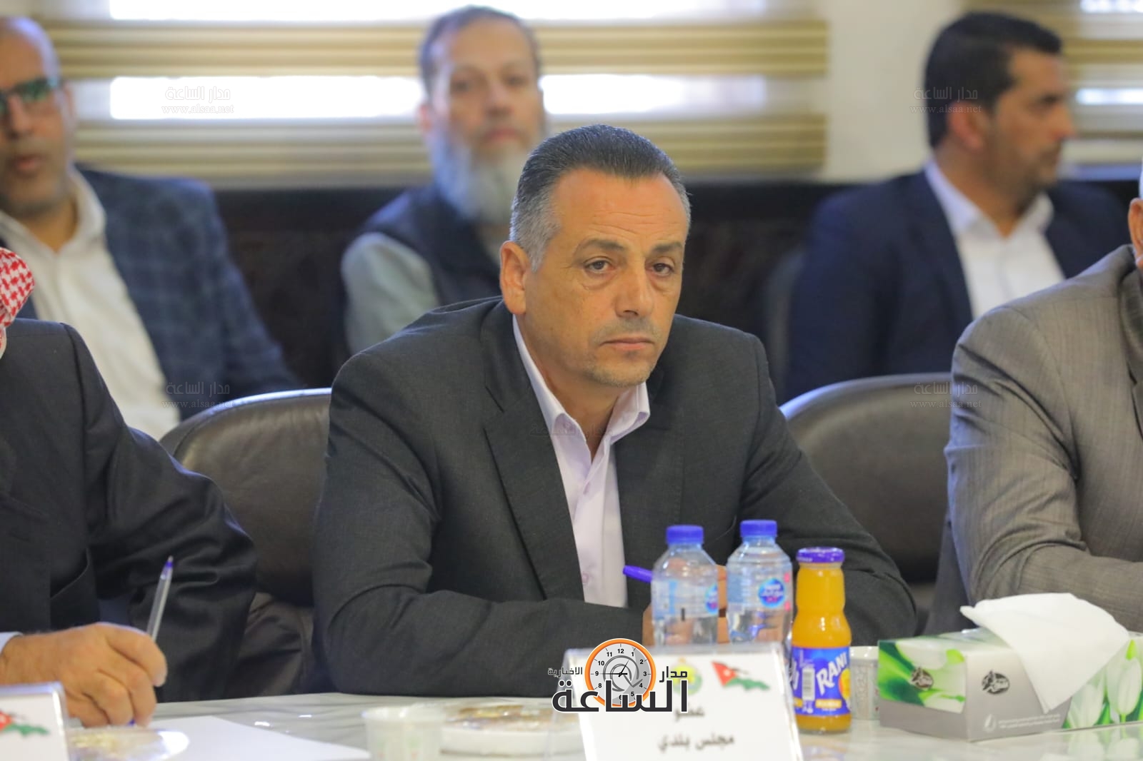 Madar Al-Saa Images 0.5626941389664137