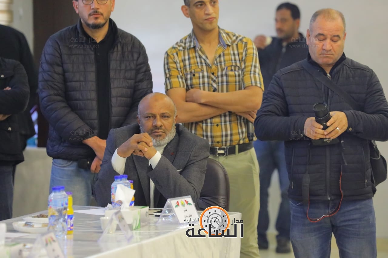 Madar Al-Saa Images 0.7863255220942165